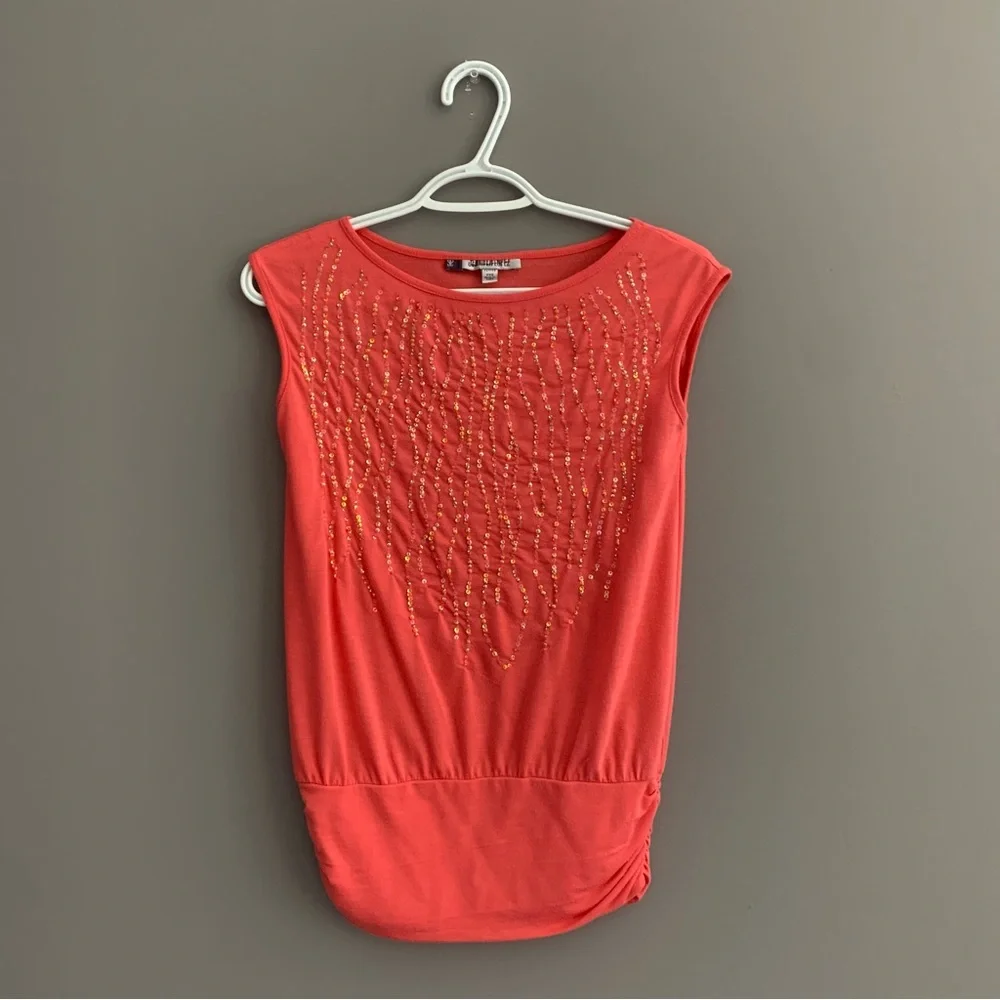 Jennifer Lopez Petite XXS Pink Sequinned Top - Picture 1 of 9